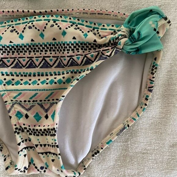 Girls size 8 Malibu Design Group turquoise/beige color Southwest design bikini - Picture 7 of 11